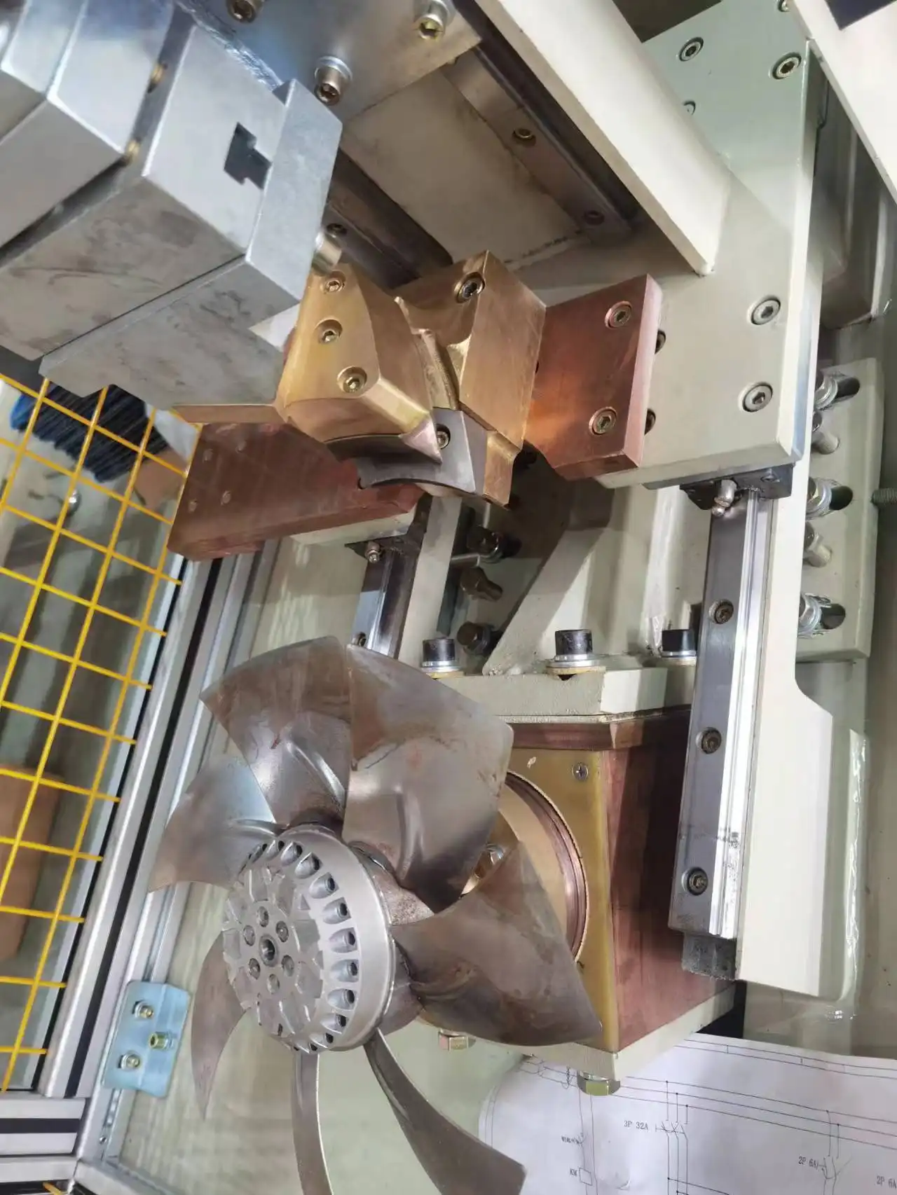 product-1-1 product-1-1